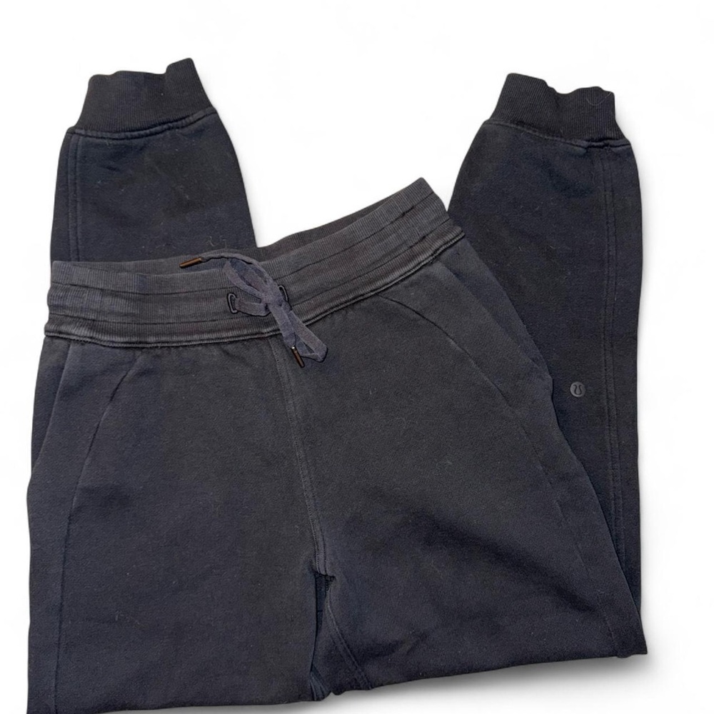 Lululemon Scuba Joggers size 4